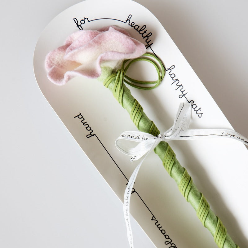 CheerMoe Camellia cat wand packaging detail